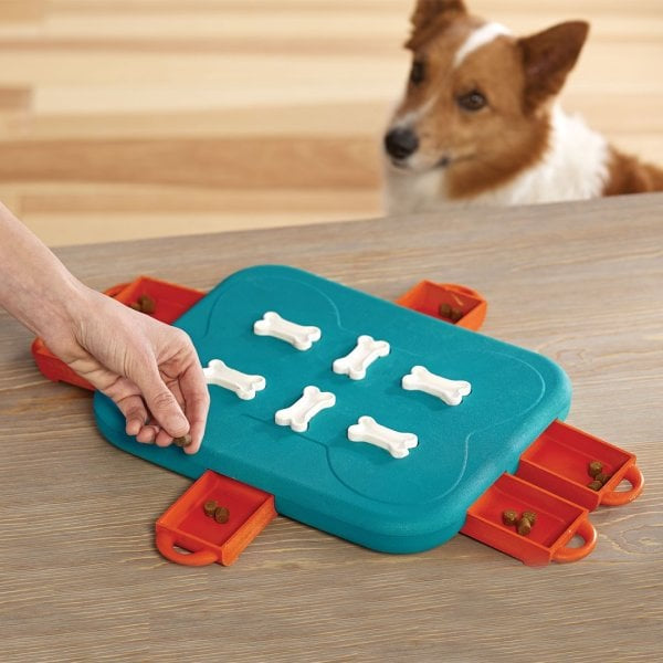 DOG CASINO Nina ottosson