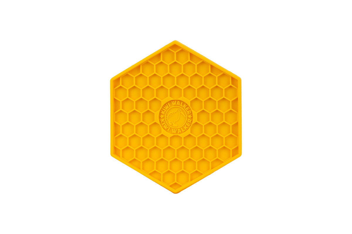Tapis de léchage hexagonal kiwi Walker