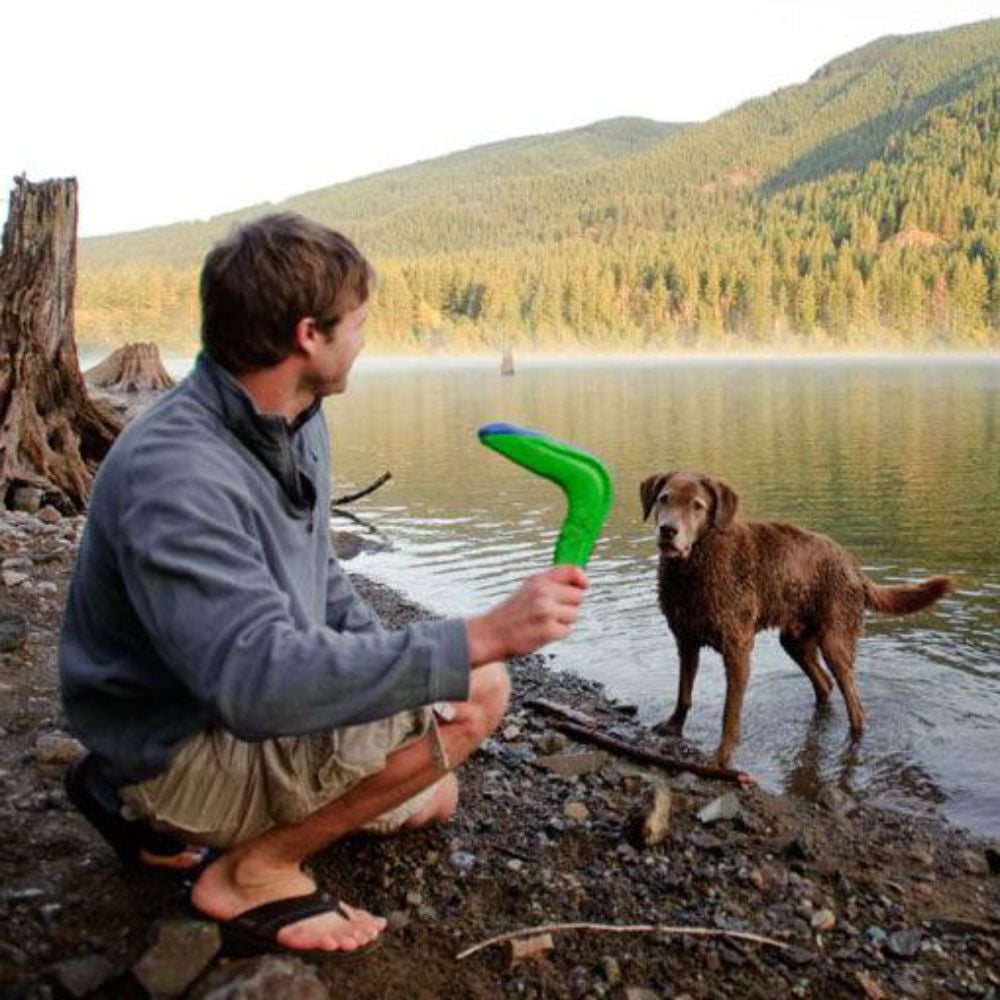 Chuckit Amphibious Boomerang - HAPPY ZOO SHOP